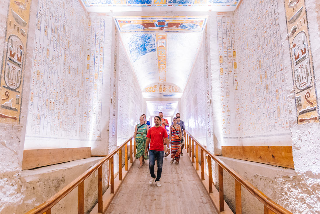 9-Day Premium Ancient Egypt Tour from Cairo: Aswan, Nile Cruise, Edfu and Luxor | 8 Breakfasts, 3 Lunches and 6 Dinners